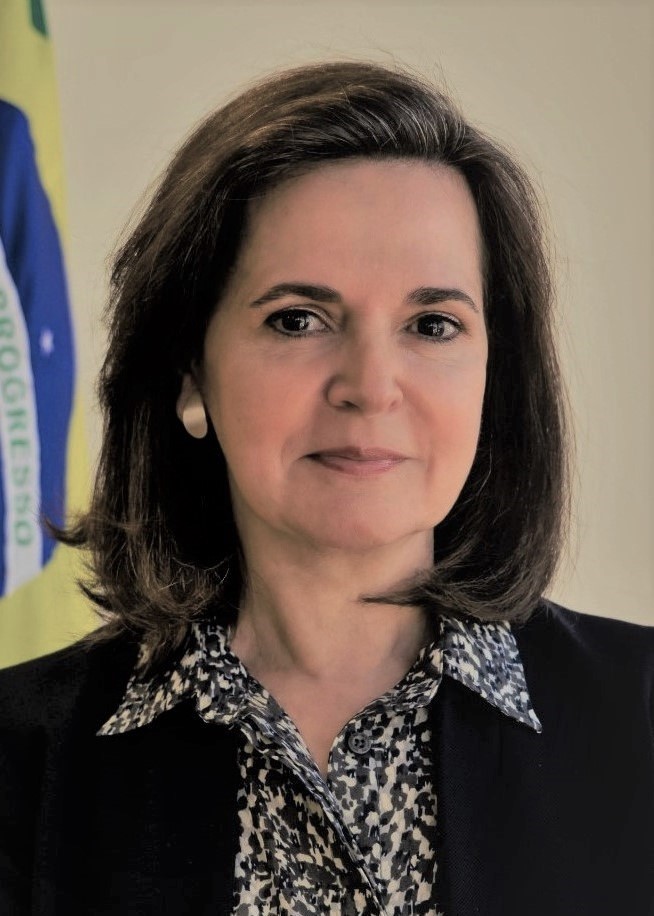 Embajadora Márcia Loureiro