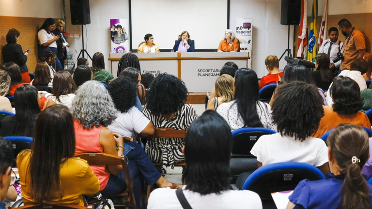 Fórum Estadual de Gestoras de Políticas para as Mulheres