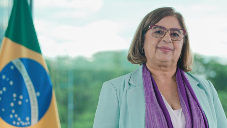 Ministra Cida Gonçalves