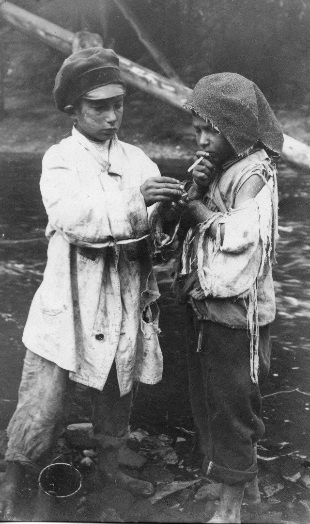 Meninos na rua, Vilnius, 1916