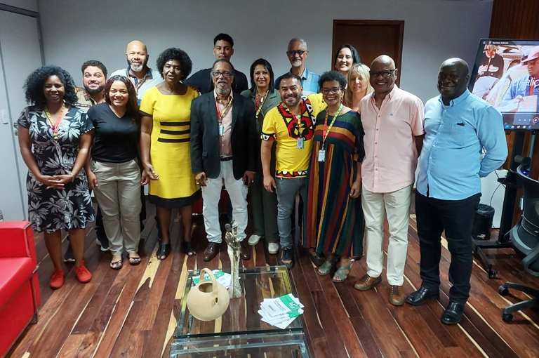 Foto clássica com a equipe da Palmares