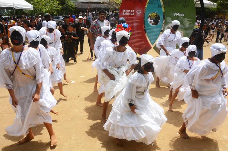 A Serra da Barriga e o Parque Quilombo dos Palmares fervilharam, no dia da Consciência Negra