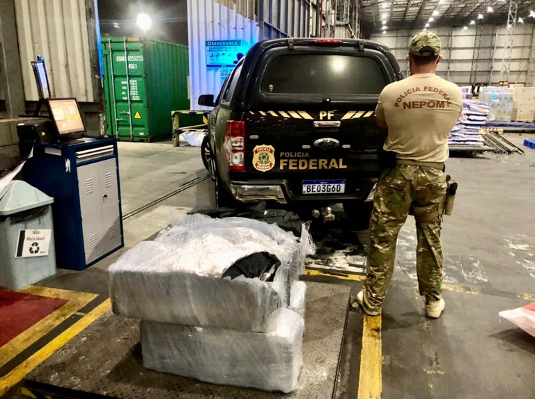 apreensão cocaina aeroporto pr 2.jpg