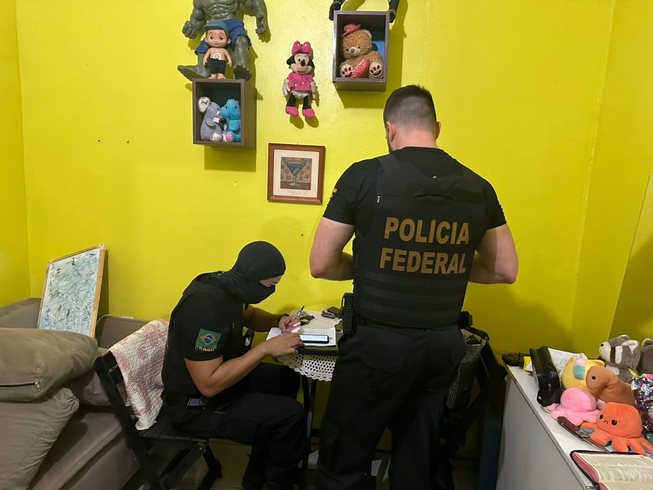 Ficcoro Realiza Operação Contra Membros De Facção Criminosa — Polícia Federal