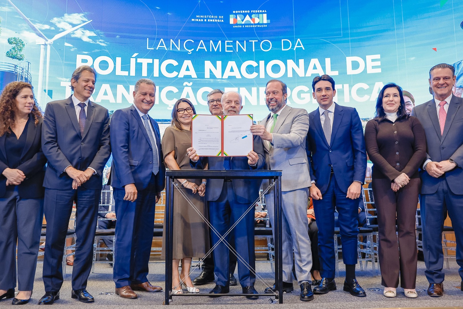 La iniciativa aprobada en una reunión del Consejo Nacional de Política Energética (CNPE) impulsará la denominada economía verde. Dicho órgano aprobó otras seis medidas