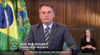 Governo está atento para evolução do coronavírus, diz Bolsonaro em pronunciamento