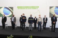 Presidente Bolsonaro participa de religamento de Alto-Forno da Usiminas em Ipatinga