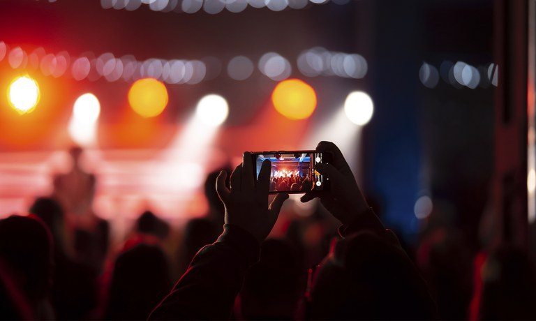 Sancionada lei com medidas emergenciais para o setor de eventos