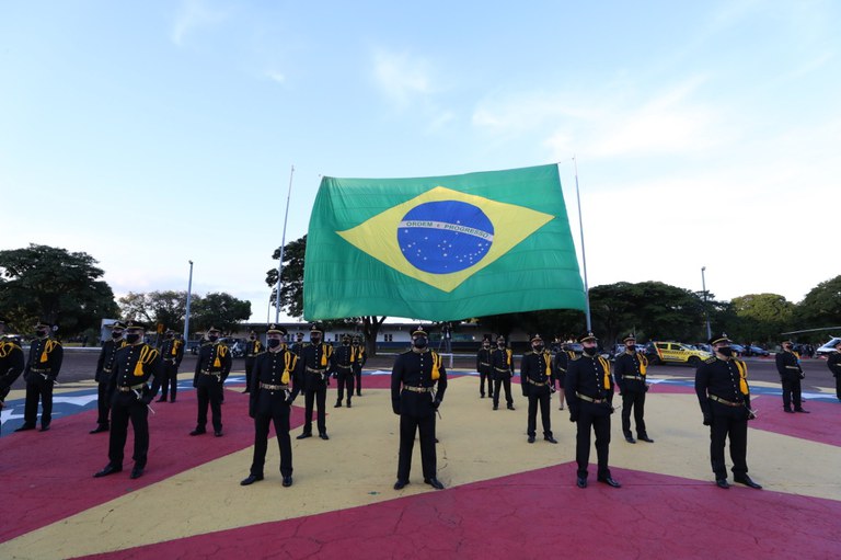 Presidente Jair Bolsonaro participa de formatura de curso de oficiais da PMDF