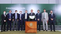 Em nova meta, Brasil irá reduzir emissões de carbono em 50% até 2030