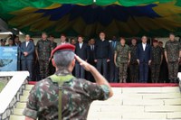 Presidente Jair Bolsonaro participa de Cerimônia da Brigada de Infantaria Paraquedista