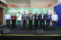 Presidente Jair Bolsonaro entrega 500 títulos definitivos de terra a agricultores do Acre