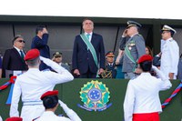 Presidente da República Jair Bolsonaro participa de comemoração do Dia do Exército Brasileiro