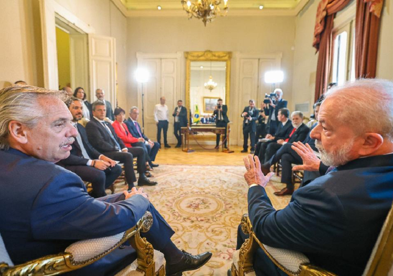Presidente Lula em reunião com presidente argentino Alberto Fernández