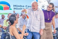 Ganhar uma casa é uma benção de Deus, diz Lula