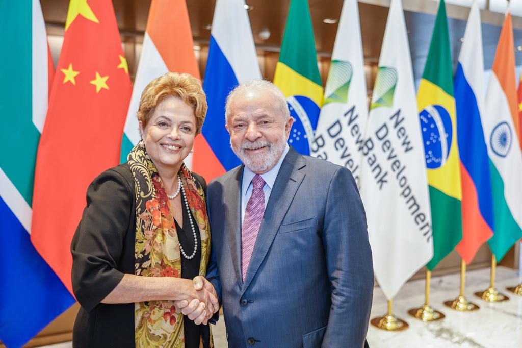 Lula, na China, prega união de países em desenvolvimento