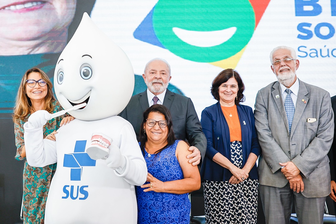 Lula: “O Brasil Sorridente Recupera A Dignidade Do Ser Humano” — Planalto