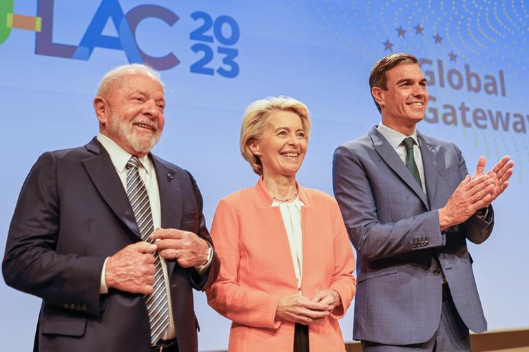 Presidente Lula durante fórum empresarial em Bruxelas, na Bélgica