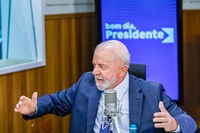 “A inflação está caindo, o salário está aumentando e a renda está crescendo”, diz Lula em balanço sobre a economia