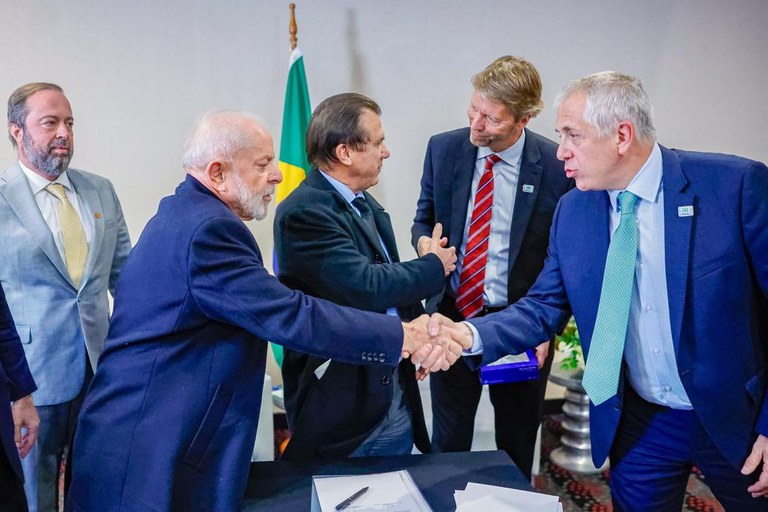 Presidente Lula se reúne com CEO da LATAM Airlines Chile, Roberto Alvo