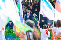 Sob forte sol e clima seco, população celebra a Independência e resgata a memória do 7 de Setembro