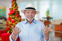 “Este é o momento de renovarmos nossa esperança”, diz Lula em pronunciamento de Natal