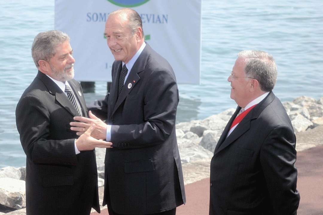 Presidente Lula com o prefeito, Marc Francina, e o presidente francês Jacques Chirac