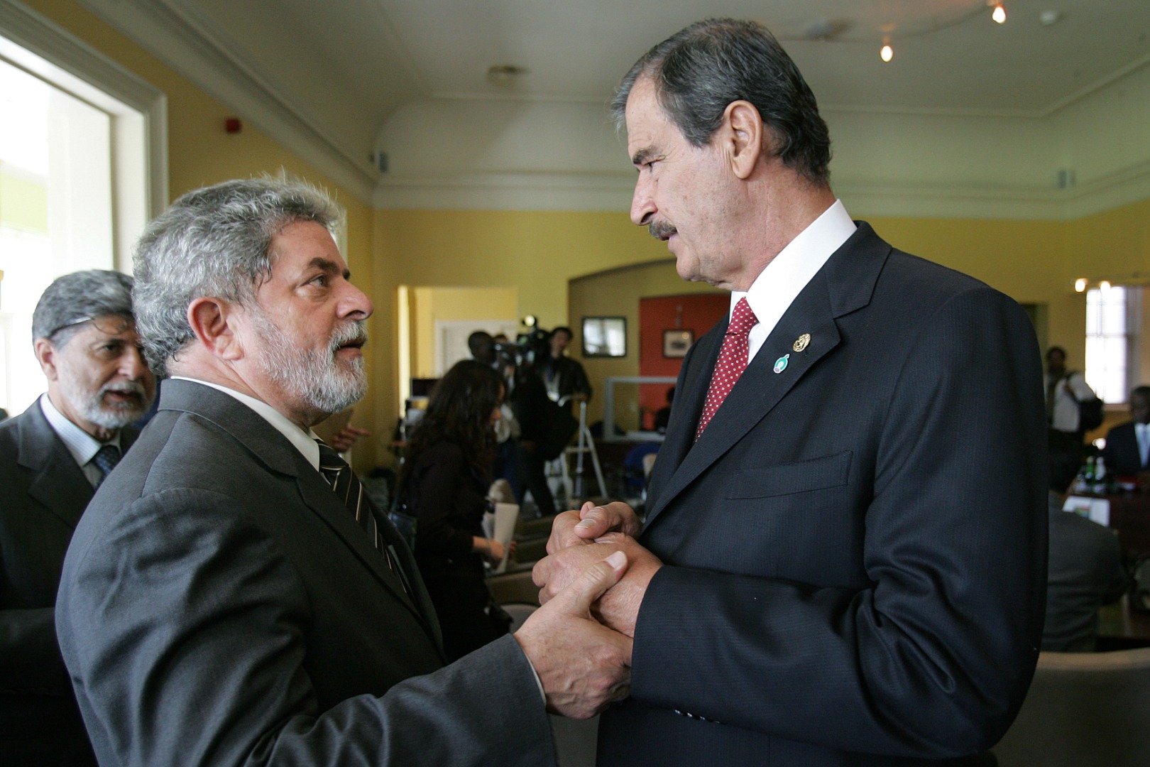 Presidente Lula conversa com presidente do México, Vicente Fox