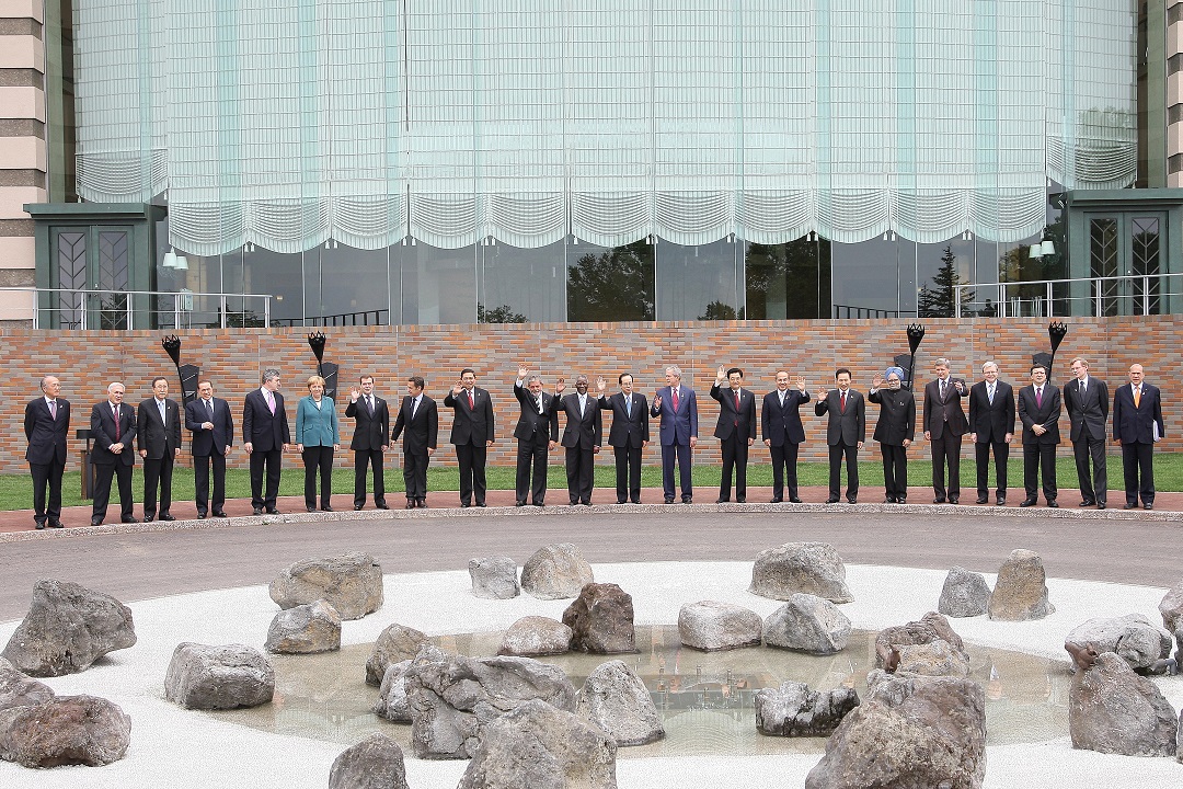 Foto oficial dos chefes de Estado e de Governo do G8 e do G5