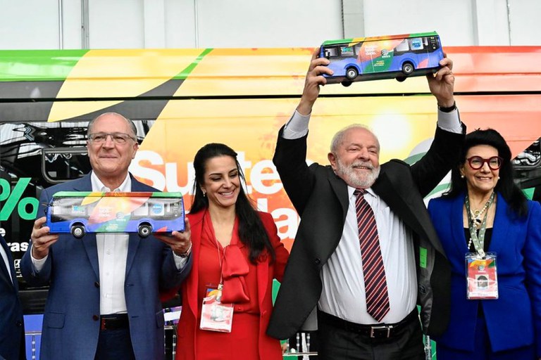 2023_06_02_Vice-presidente-e-presidente-Lula-inauguração-fábrica-Eletra_ônibus-elétrico.jpg