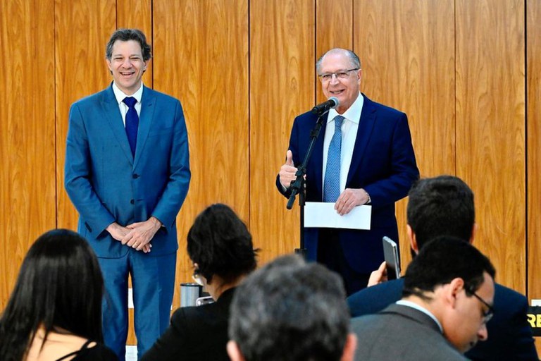 2023_06_05_Alckmin-e-Haddad- anuncio-redução- preço-carros.jpg