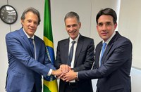 Ministros Haddad e Silvio Costa Filho se reúnem com o CEO da CMA CGM para discutir investimentos no Brasil