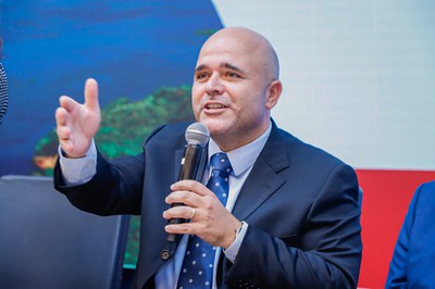 Secretário Dino Antunes Dias Batista