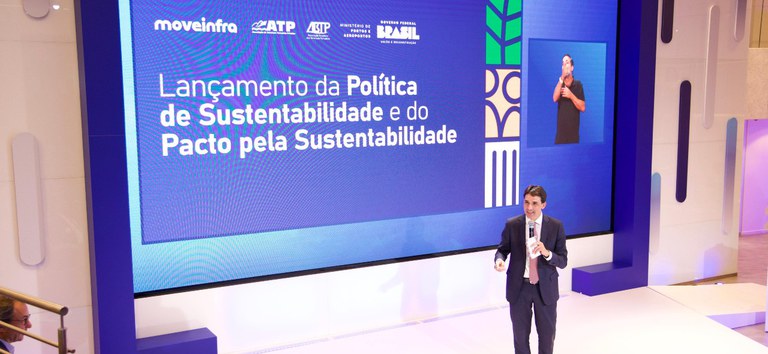 Agenda de Sustentabilidade prevê eletrificação de portos e convênios internacionais para pesquisa e produção de