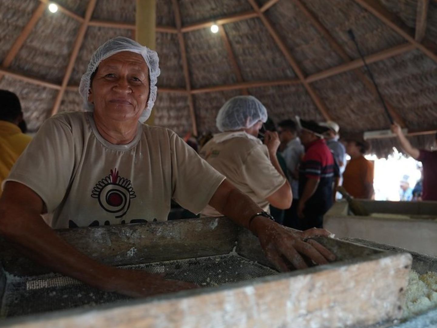 Até 25% dos recursos serão destinados a comunidades tradicionais, ampliando o acesso e a segurança alimentar. A valorização das mulheres e da juventude indígena também é um destaque