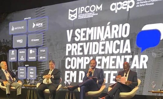 Guilherme Campelo, Diretor de Licenciamento da PREVIC, fala no seminário 