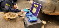PRF apreende mais de 5 kg de pasta base de cocaína em veículo na BR 364