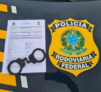 Em Rio Branco/AC, PRF prende homem com mandado de prisão em aberto