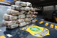 PRF apreende 22kg de pasta base de cocaína em Rio Branco/AC