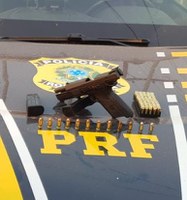 Pistola e munições são apreendidas em Boca do Acre-AM