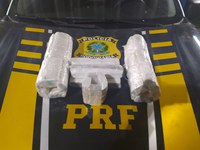 PRF prende estrangeira transportando 8kg de cocaína, em Xapuri no Acre
