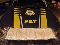 PRF apreende 5kgs de cocaína no corpo de um passageiro de táxi em Rio Branco-AC
