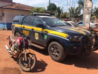 PRF/AC recupera 6 motocicletas roubadas e prende dois homens durante Operação em Boca do Acre/AM