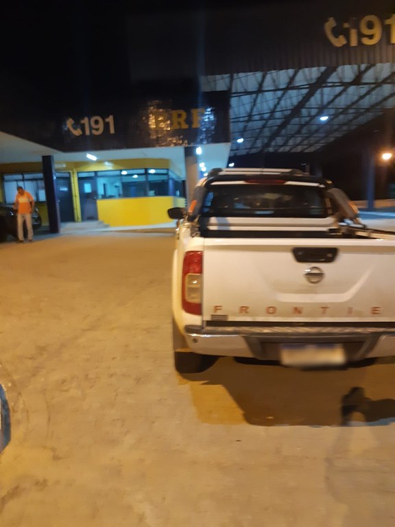 Polícia Rodoviária Federal prende homem por receptação de veículo em Canapi.jpg