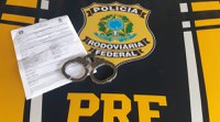 PRF prende homem com mandado de prisão em aberto por roubo, em Pilar/AL