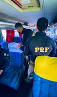 PRF em Alagoas realiza atualização de técnica de abordagem a veículos de transporte rodoviário de passageiros