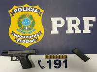 Homem é preso pela PRF por porte ilegal de arma em Maribondo/AL