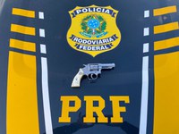 PRF em Alagoas prende homem por porte ilegal de arma de fogo