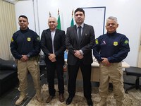 PRF realiza reunião com a Receita Federal no Amapá