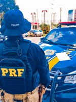 Equipe da PRF-AM cumpre mandado de prisão por roubo na BR-319